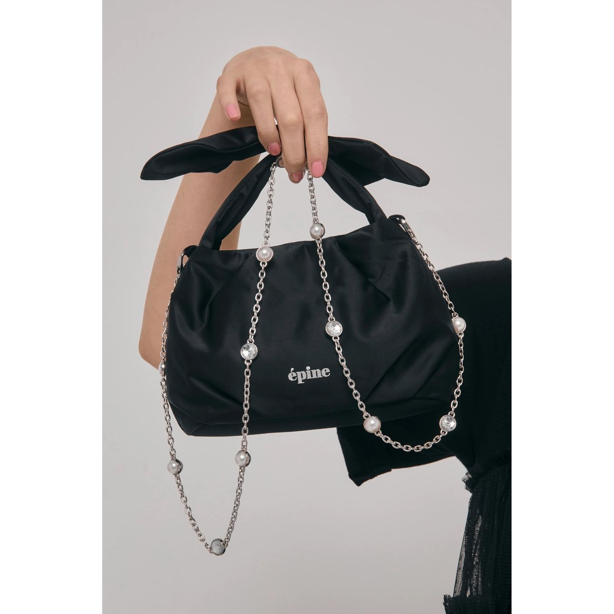 エピヌ リボンパール&ビジューチェーンバッグ épine ribbon Pearl & Bijou chain bag（2color） |