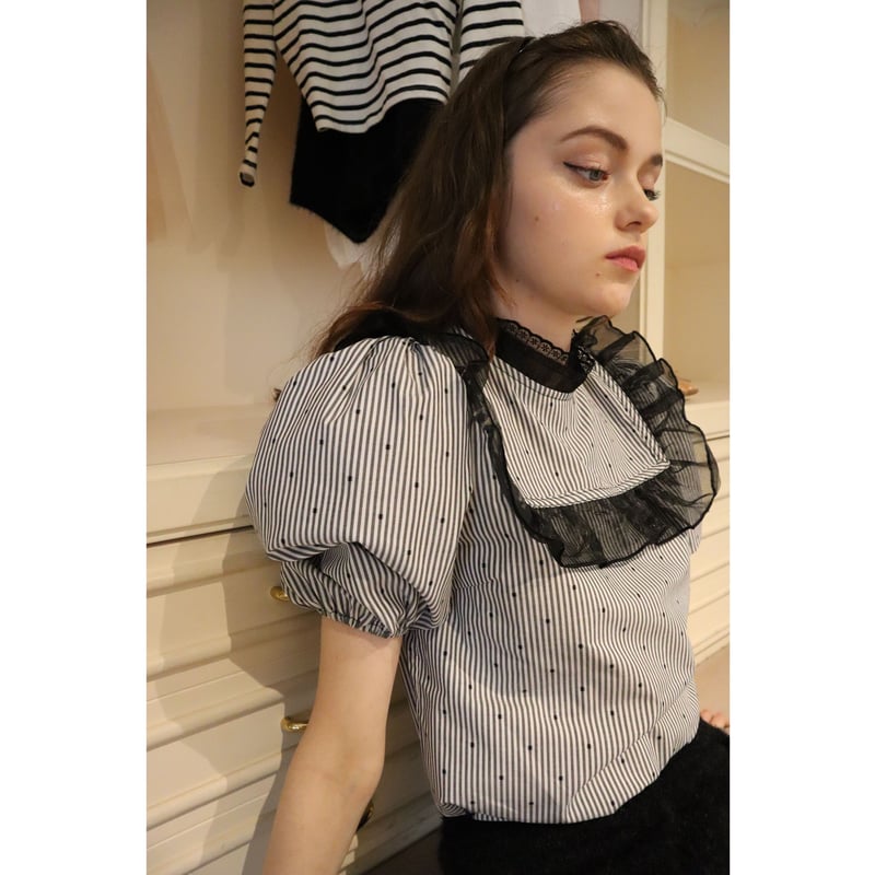 Epine frill blouse ドットストライプフリルブラウス　ブルー