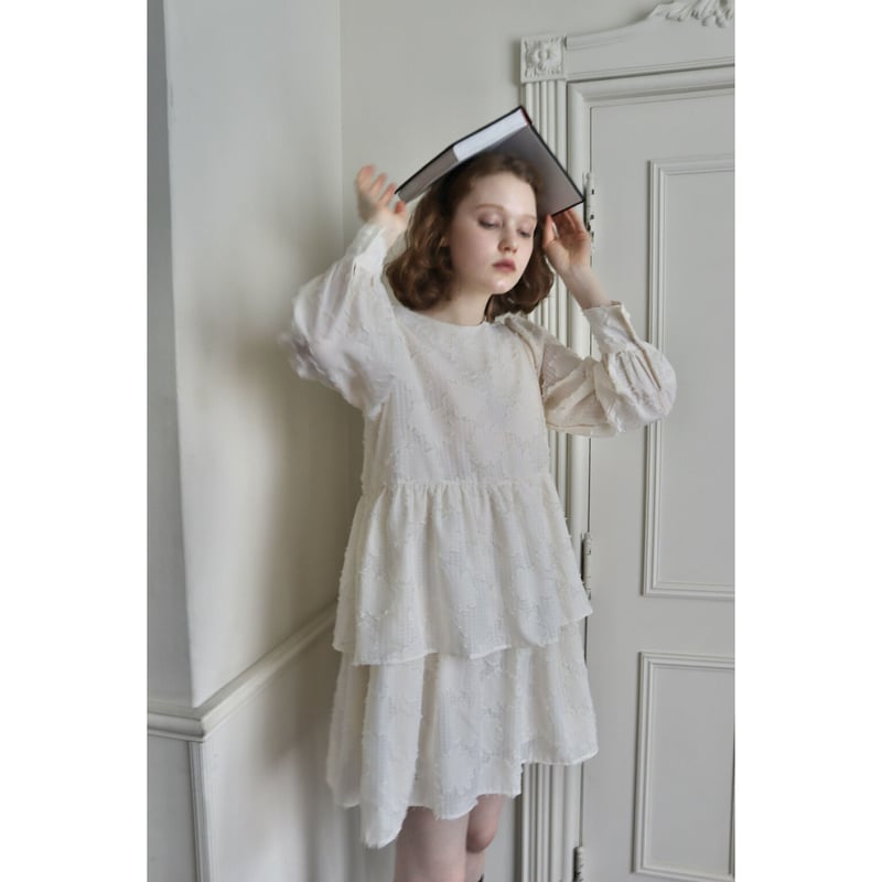 Jacquard see-through double frill onepiece ivor Jacquard see-through double frill onepiece ivor