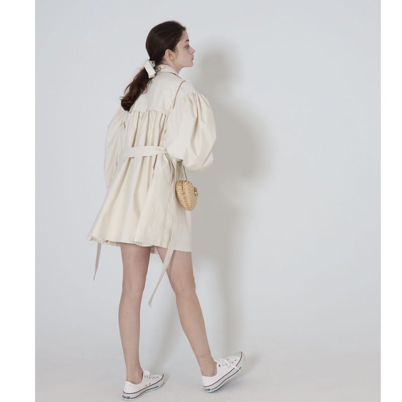arm volume mini trench coat ivory | épine arm volume mini trench coat ivory | épine