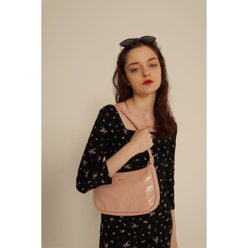 épine gold logo half moon bag pink | épine 