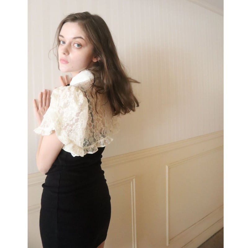 cropped frill ribbon 2way blouse lace | épine cropped frill ribbon 2way blouse lace | épine