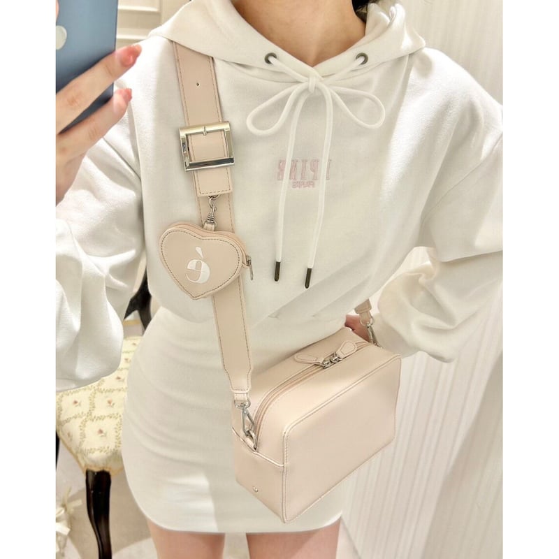 é Heart pouch shoulder strap bag (3color) | épine é Heart pouch shoulder strap bag (3color) | épine