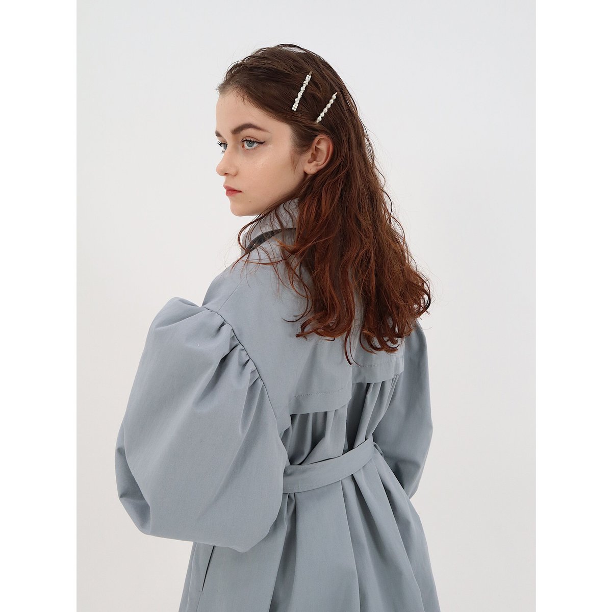 arm volume mini trench coat ice blue | épine