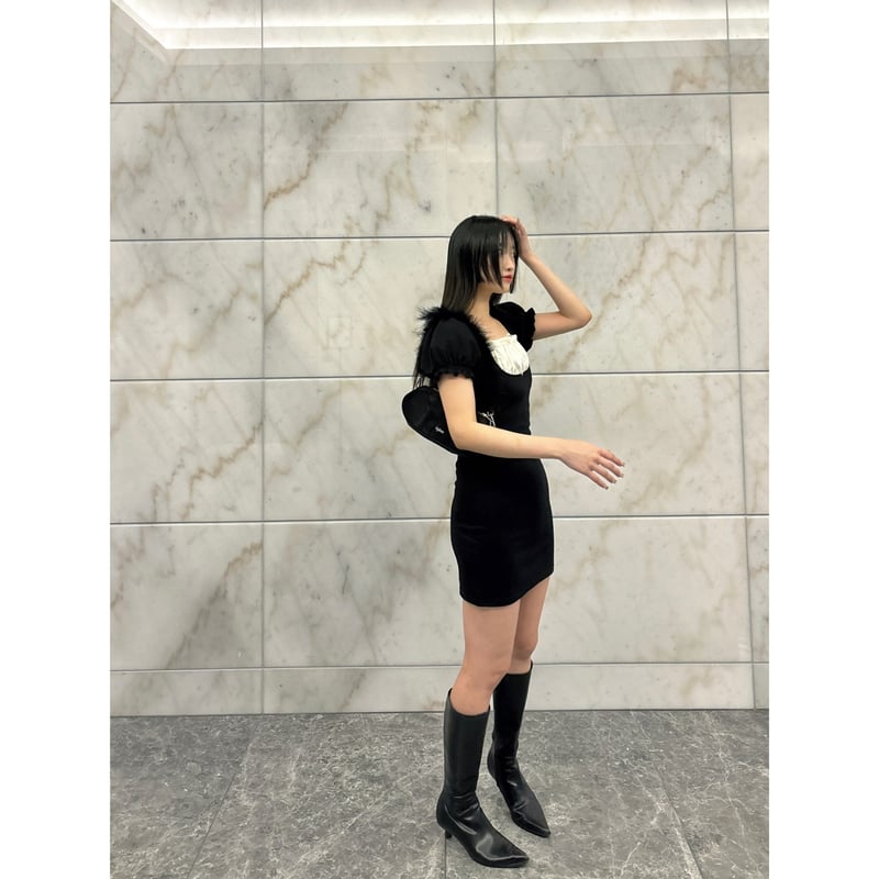 U cut layered onepiece(2color) | épine U cut layered onepiece(2color) | épine