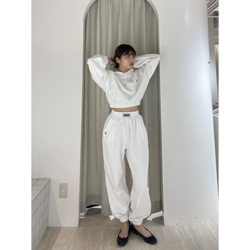 LESSERAFIM エピヌ epine 狭かっ コラボスウェット
