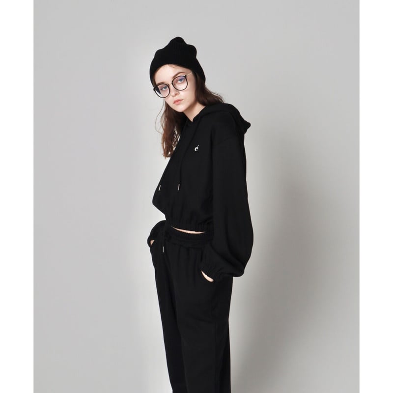 Eé knit hoodie black