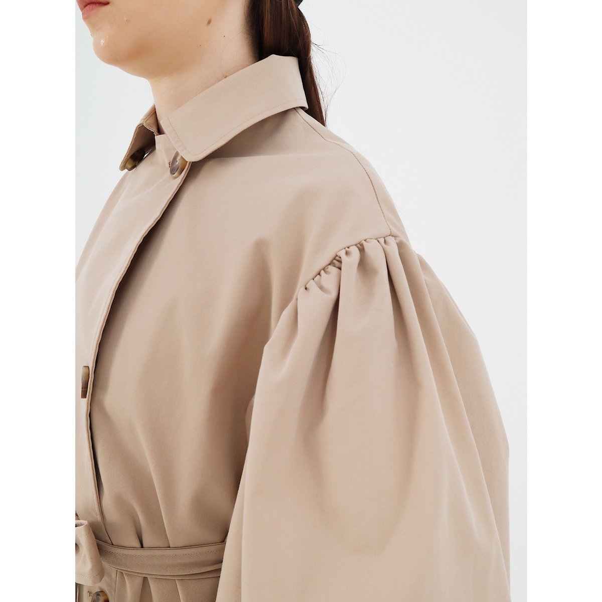 arm volume mini trench coat beige | épine arm volume mini trench coat beige | épine