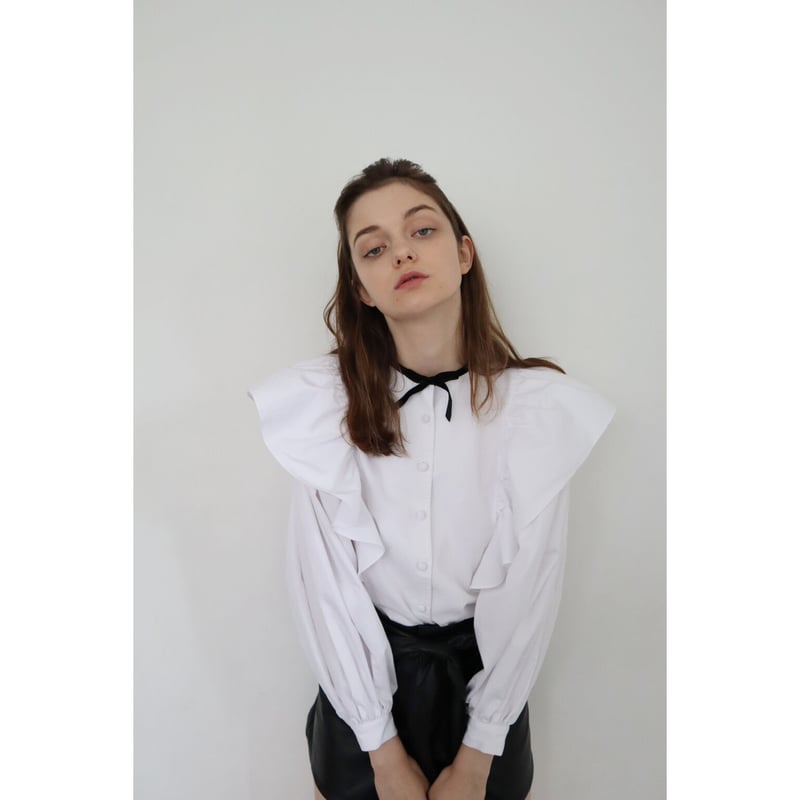 【新品未使用タグ付】epa ribbon frill blouse