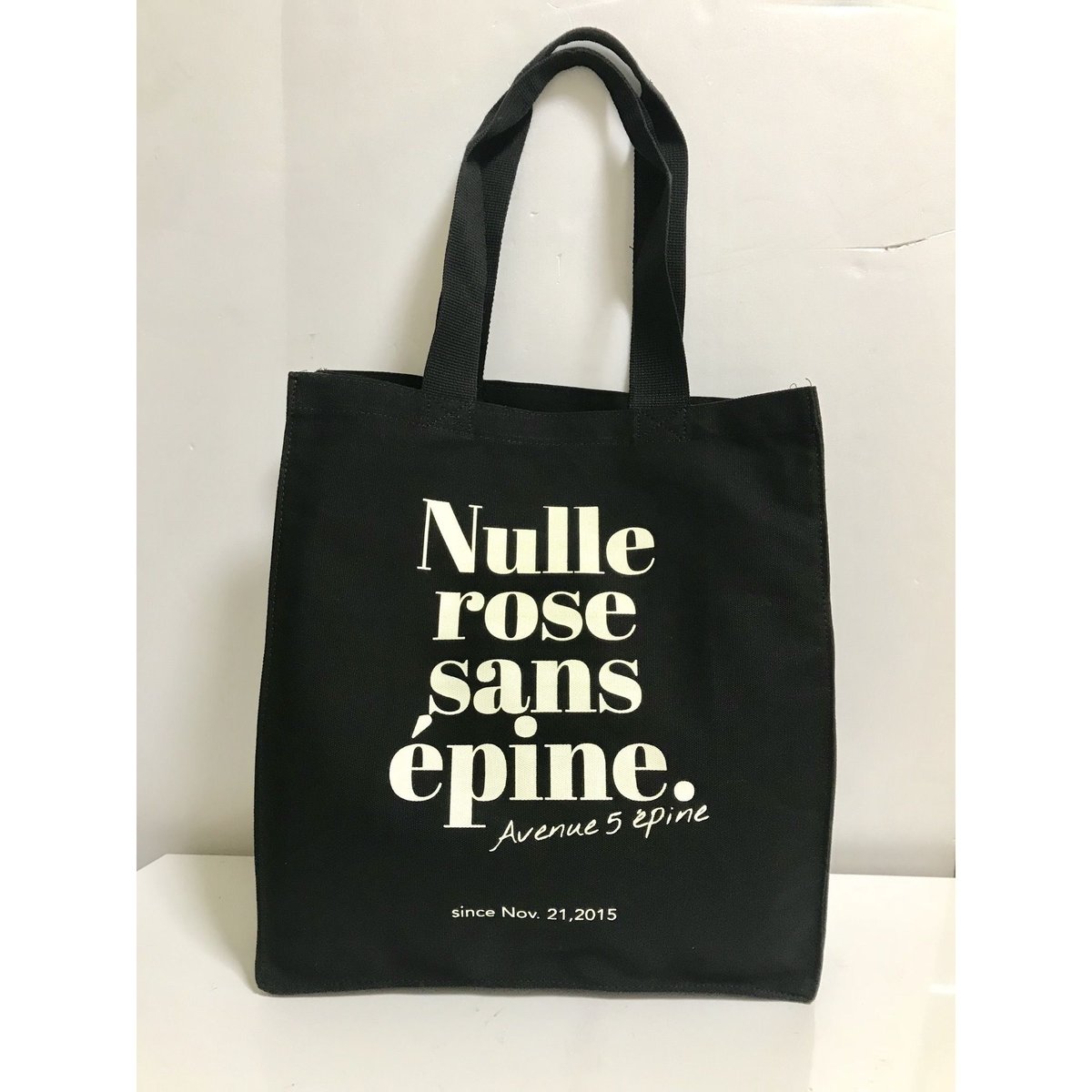 épine original black tote bag