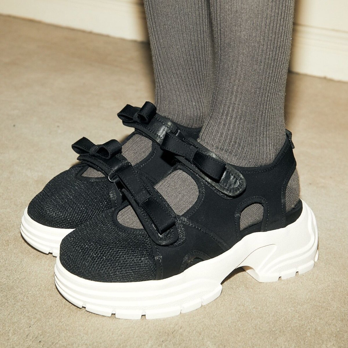 ブラックサイズdouble ribbon sneaker sandal