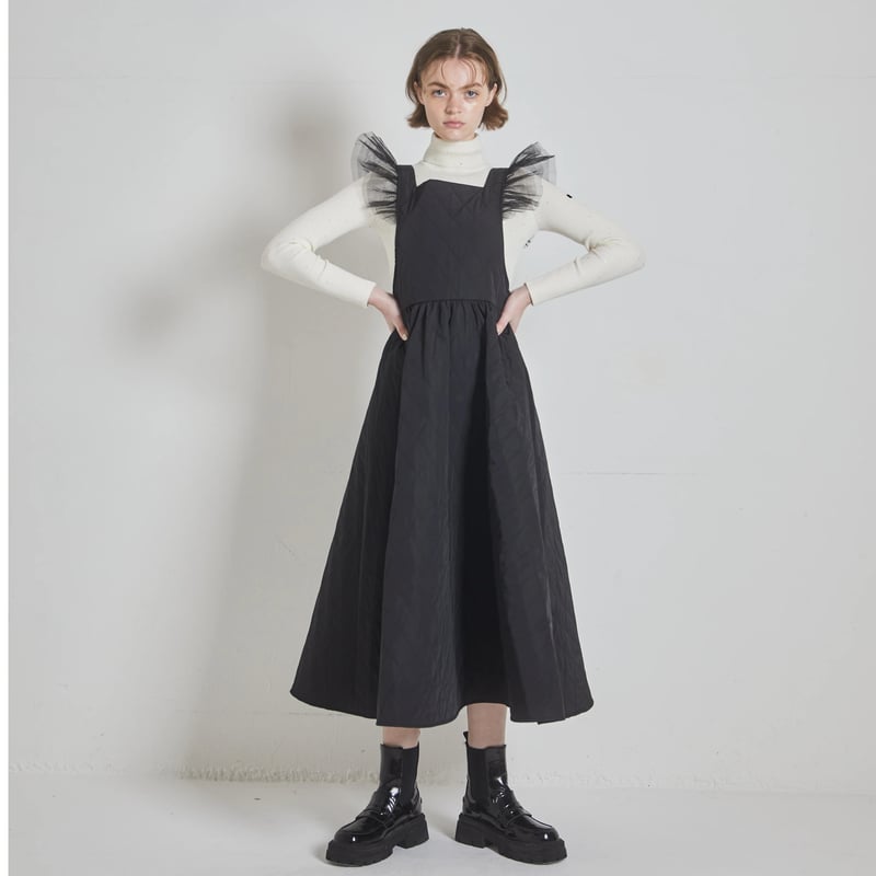 購入を検討しておりますepine épine tulle quilting onepiece