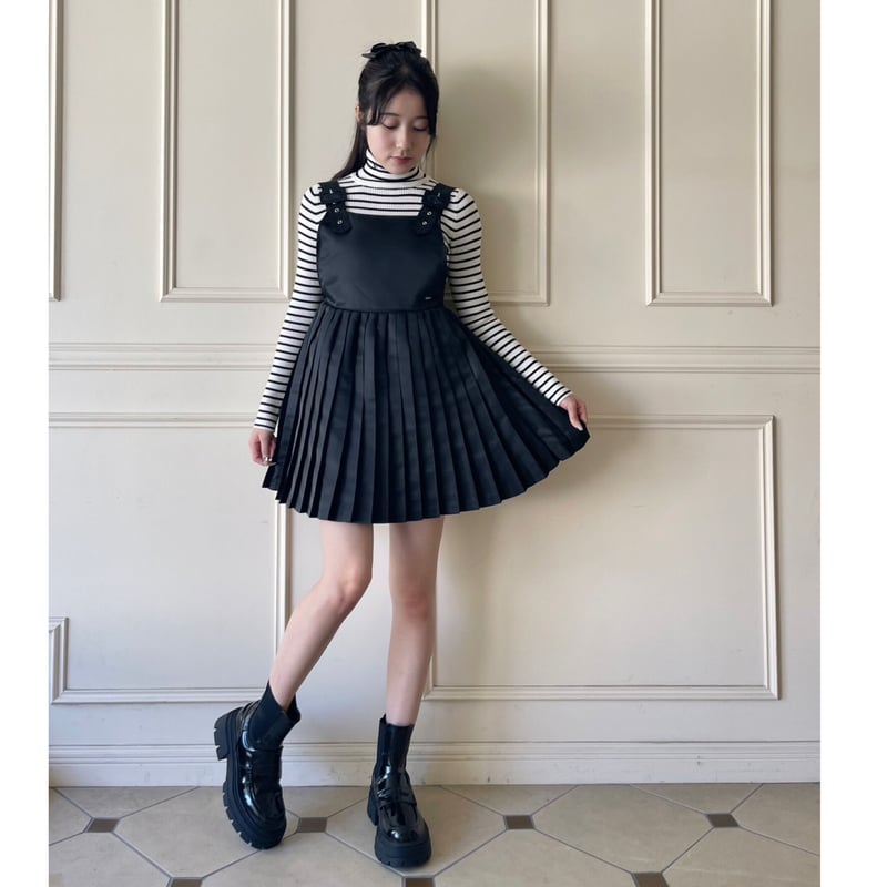 袖丈袖なし最終値下げ　épine label pleats onepiece black