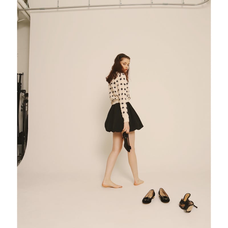 all handmade pom pom flower cardigan black | épine