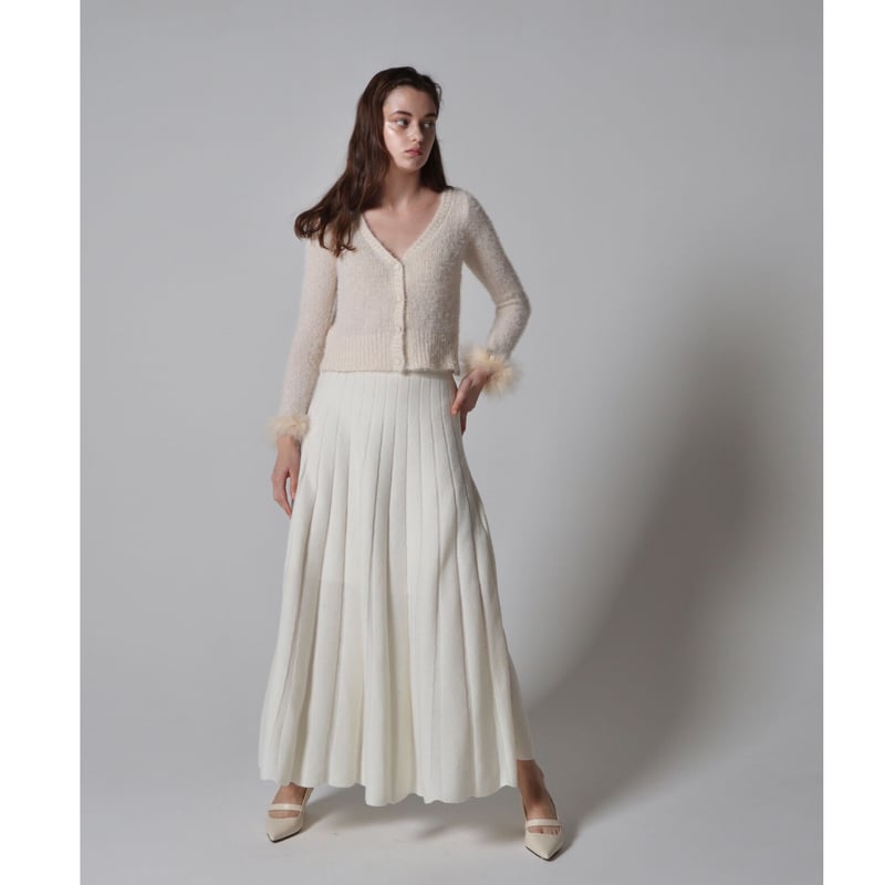epine volume knit long skirt beige