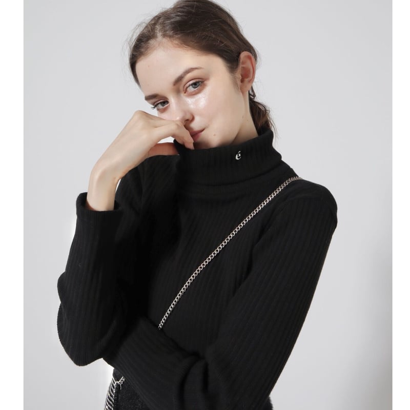 é rib knit high neck black リブニットハイネック é embroidery rib knit high neck black | épine - トップス