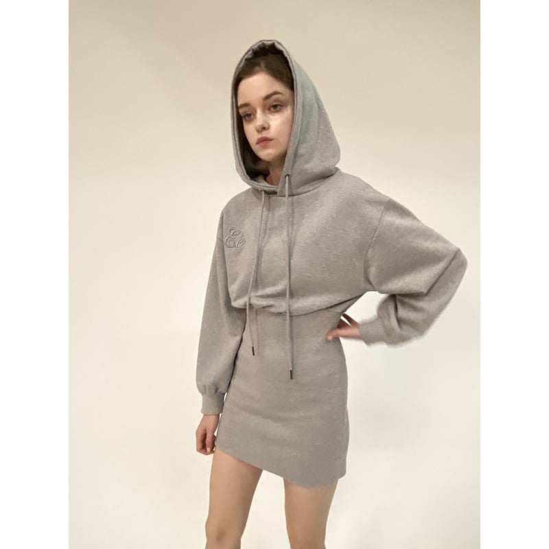 Eé embroidery hoodie onepiece gray | épine Eé embroidery hoodie onepiece gray | épine