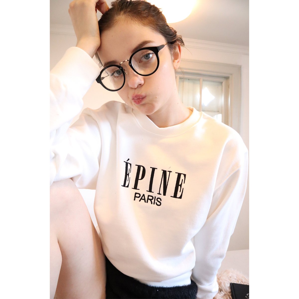 ÉPINE PARIS embroidery sweat white×black ÉPINE PARIS embroidery sweat white×black