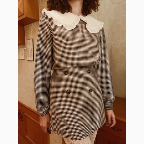 check bottom mini skirt brown