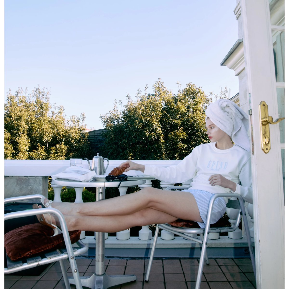 ÉPINE PARIS embroidery sweat white×iceblue | épine