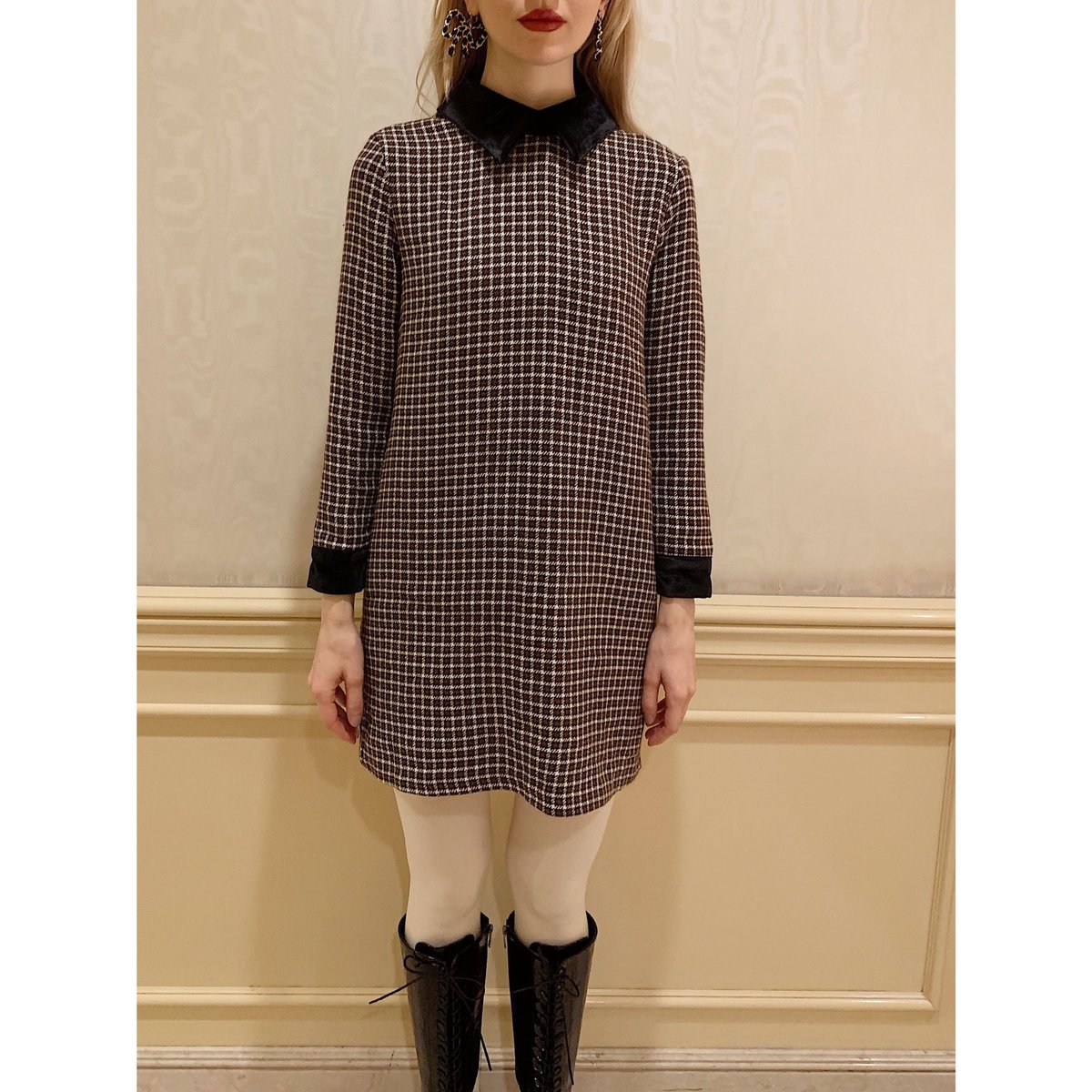 epine  velours collar check one-piece