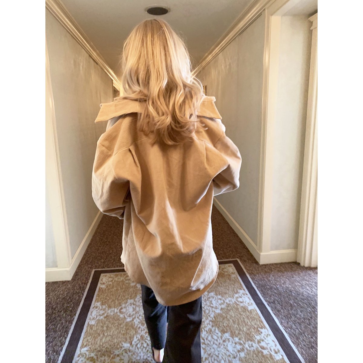 épine コーデュロイシャツ　ベージュ é logo corduroy big shirt beige | épine