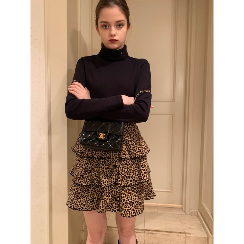é embroidery cotton high neck black | épine