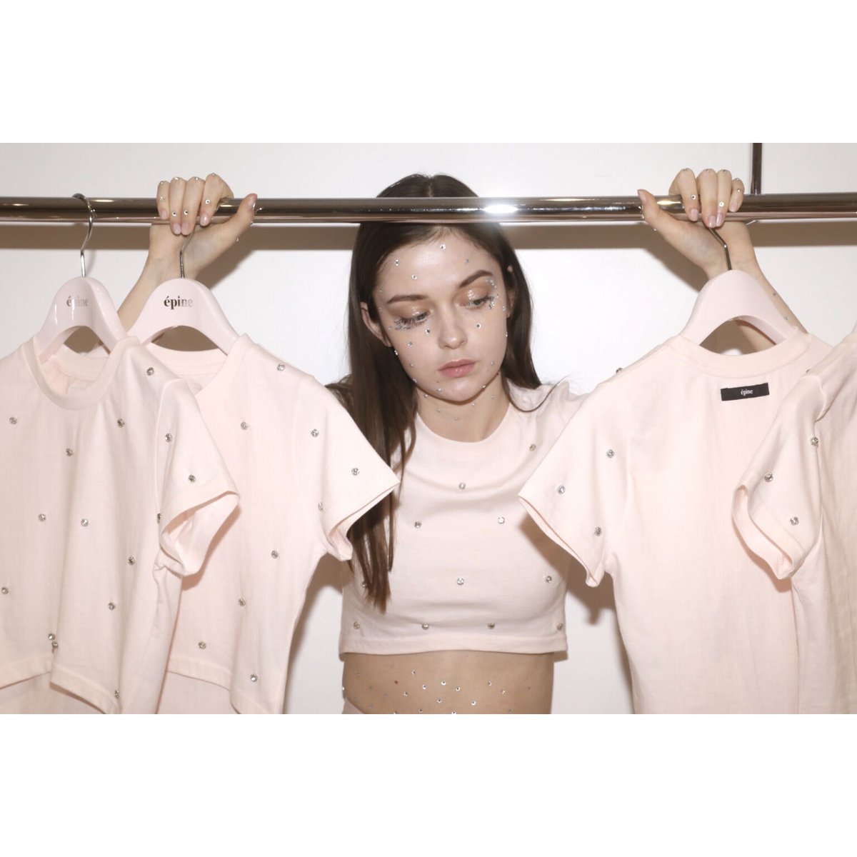 épine label bijou cropped tee (2color) | épine épine label bijou cropped tee (2color) | épine