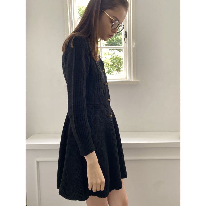 é button cable knit onepiece black | épine é button cable knit onepiece black | épine