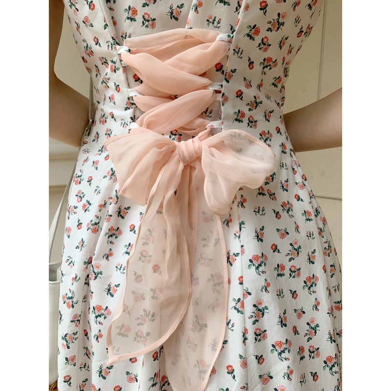 back lace up flower onepiece white | épine back lace up flower onepiece white | épine