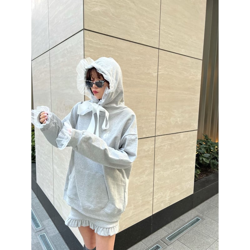 epine エピヌ é tulle ribbon hoodie white