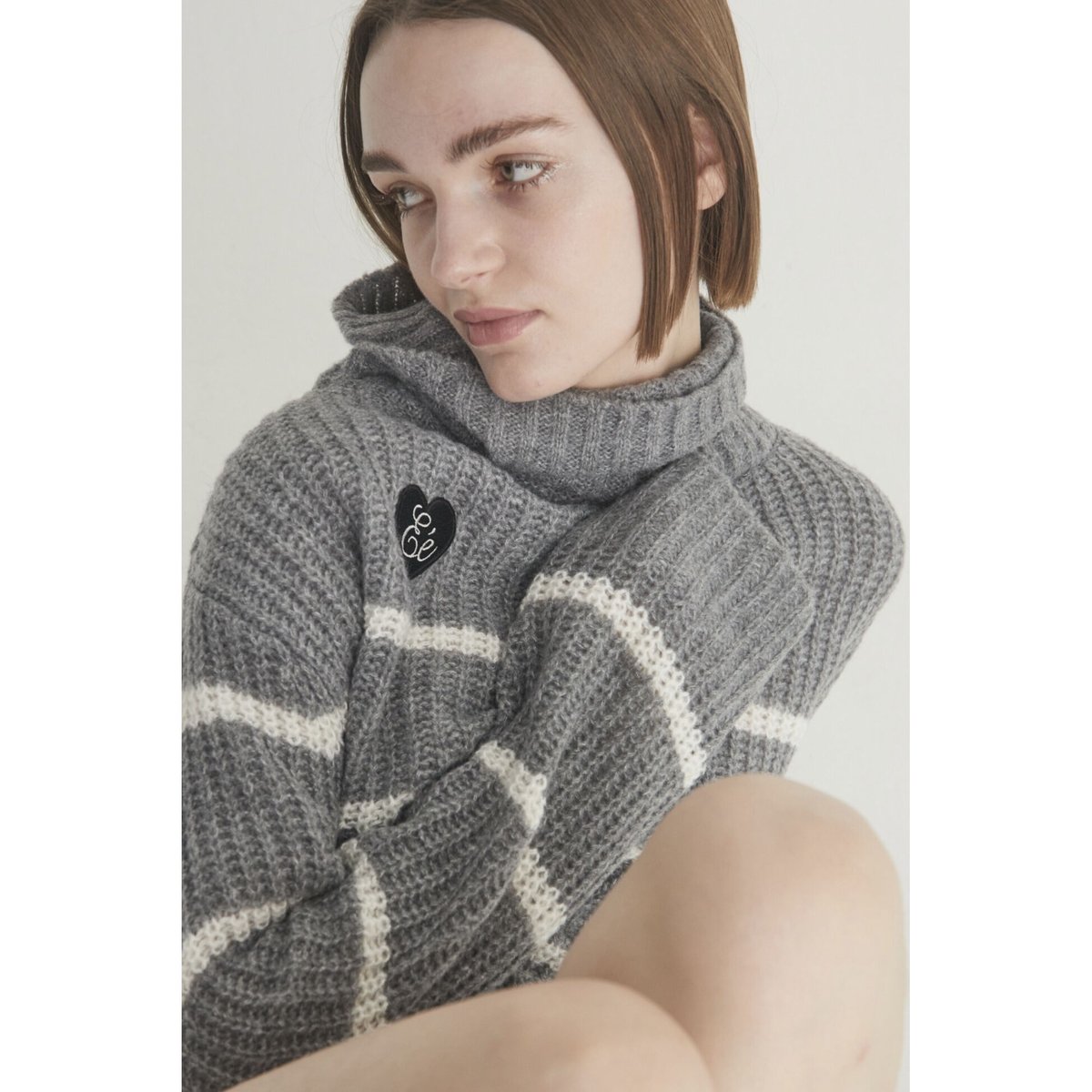 ♡Éé high neck big border knit gray | épine