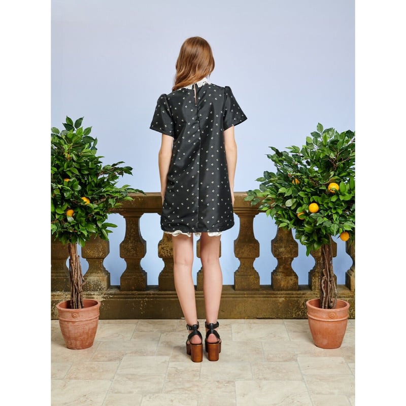 【sister jane】Eider ジャガード 花柄 フローラル ミニドレス sister jane》Olive Rose Jacquard Mini Dress | é