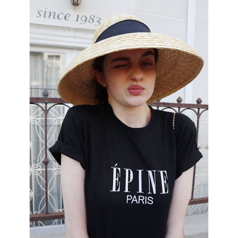 epine embroidery tee