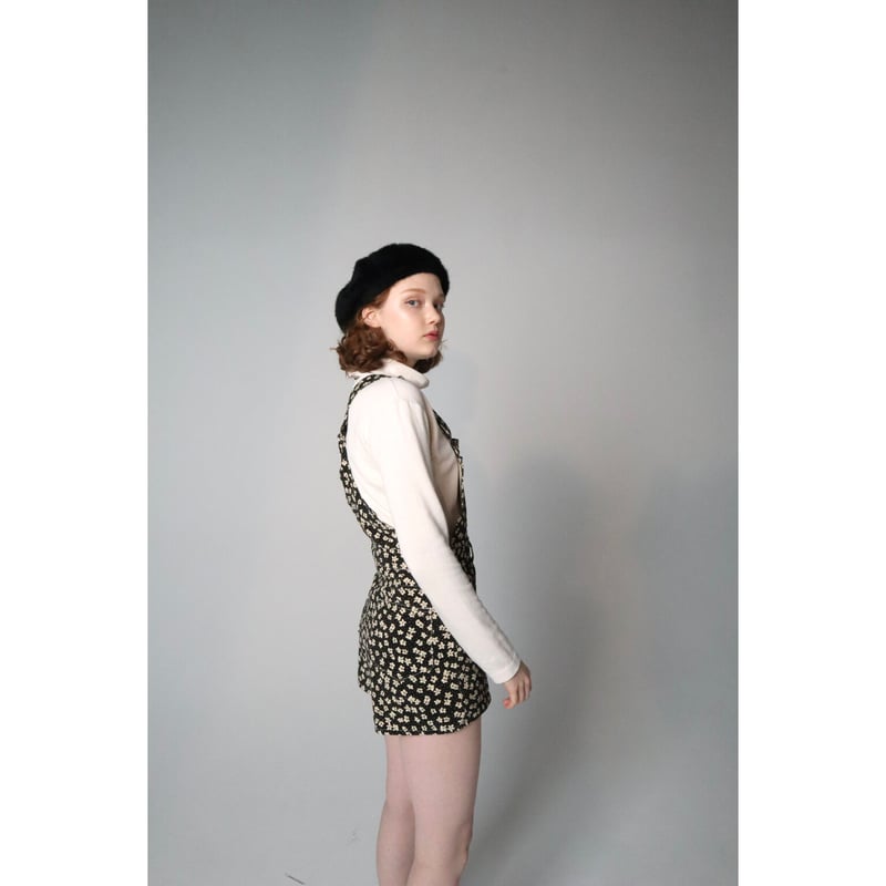 サロペット・オーバーオール・オールインワン epine flower corduroy mini salopette epine flower corduroy mini salopette - メルカリ