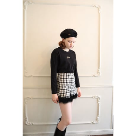 épine embroidery gold logo long tee black