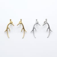 Deer pierce 01