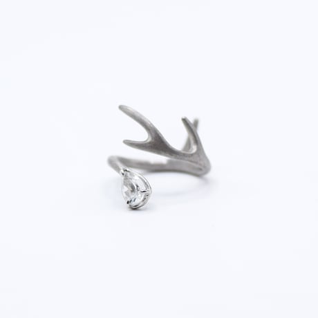 Deer ring R white topaz