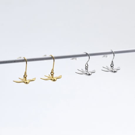 Bird pierce 01 "Swallow"