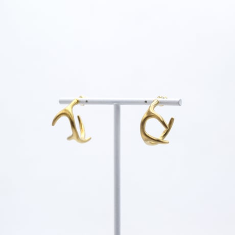 Deer pierce 03