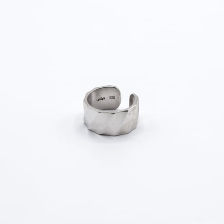 Water refrection ear cuff 01