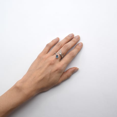 Deer ring R london blue topaz
