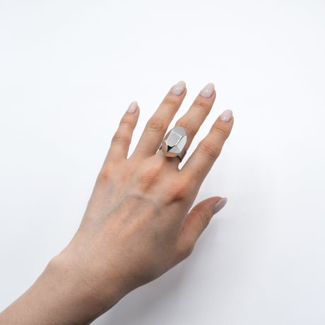 Crystal world ring 01
