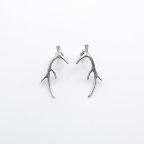 Deer pierce 01
