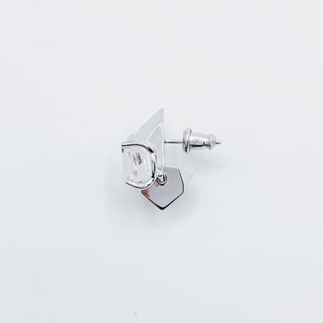 Crystal world pierce  04