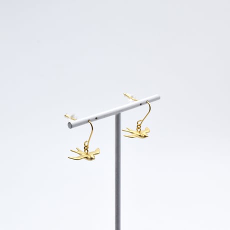 Bird pierce 01 "Swallow"