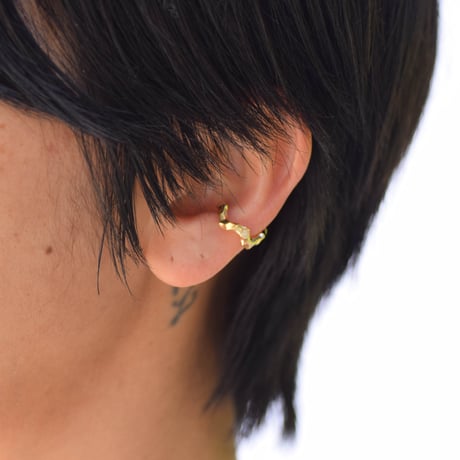 Stone ear cuff 01