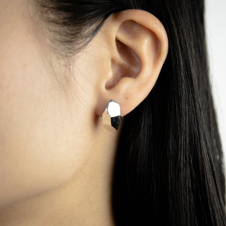 Crystal world pierce  03