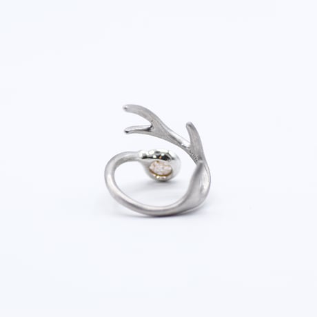 Deer ring L rutile quartz
