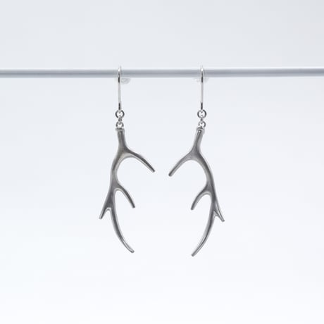 Deer pierce 02